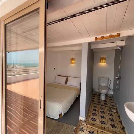 Surf House Lodge Essaouira Exterior photo