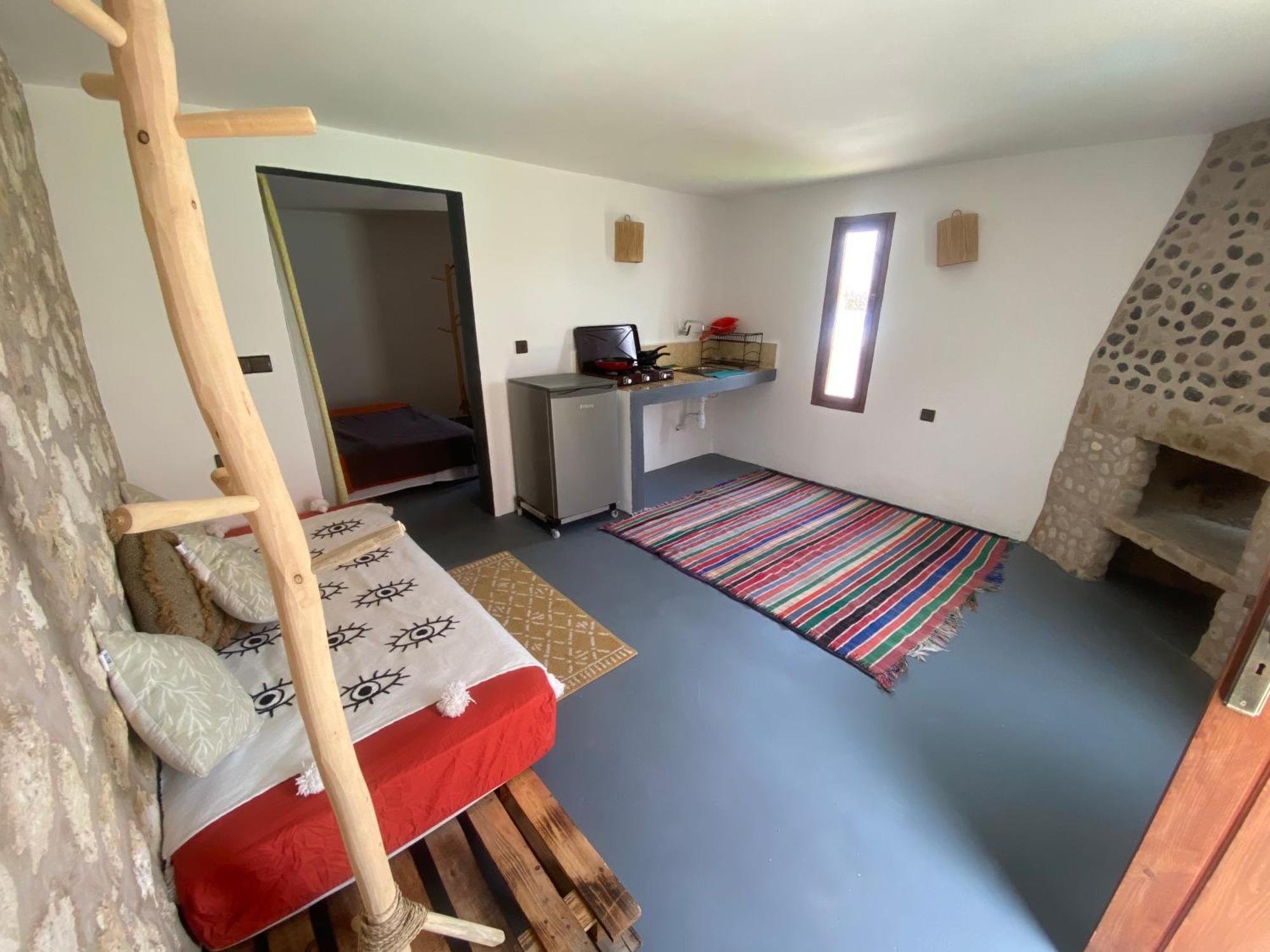 Camping Surf House
