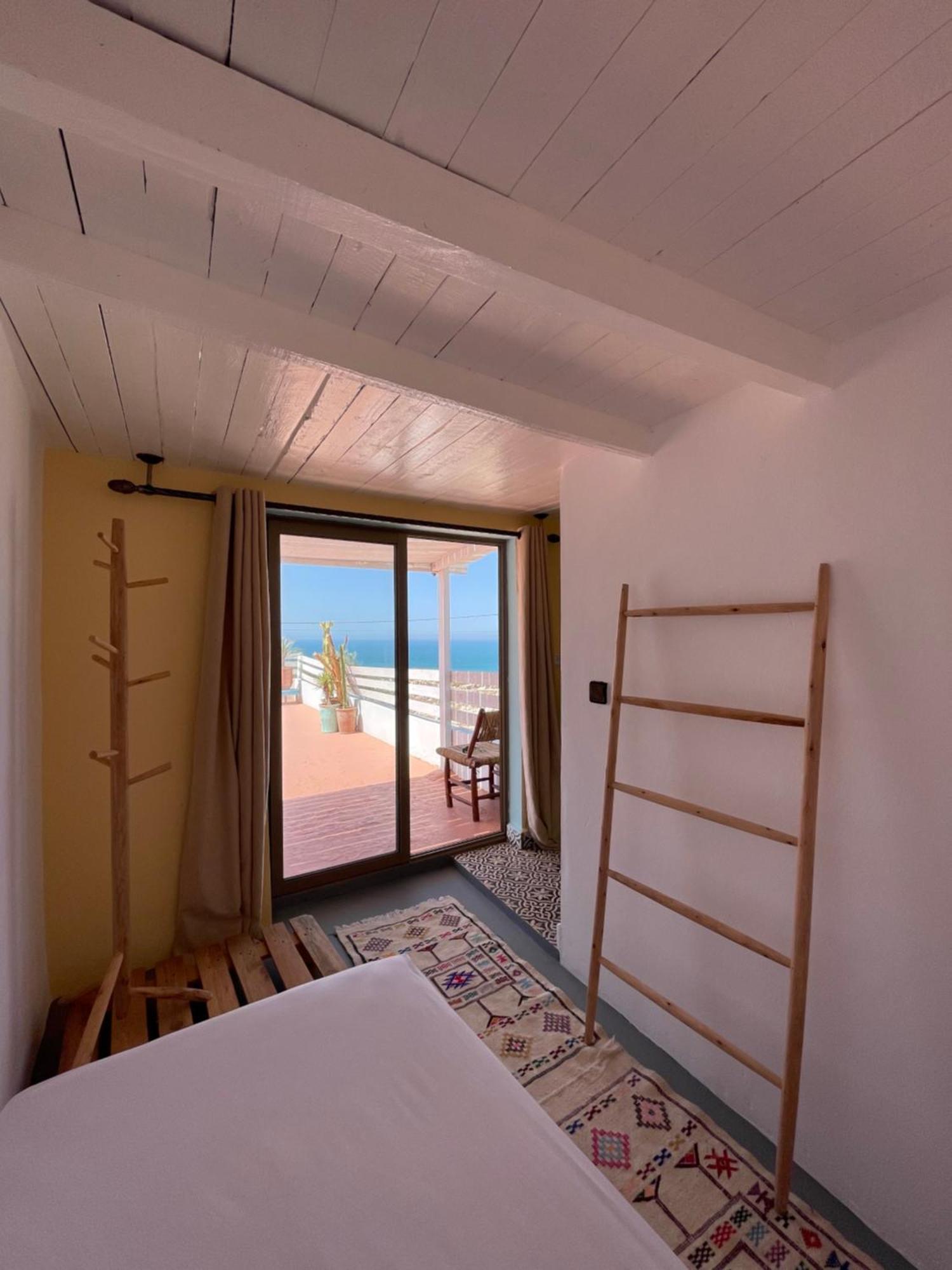 Camping Surf House